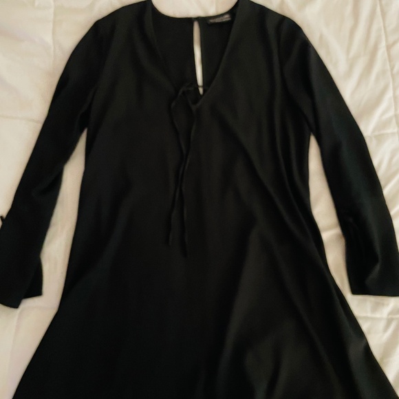 Saks Fifth Avenue Tops - Saks 5th label tunic size small - black